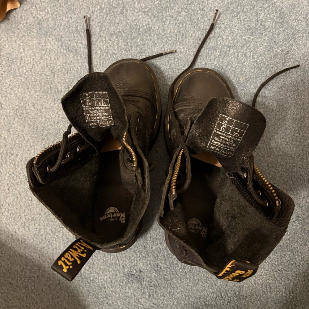 Dr. Martens Sinclair Boots - Picture 12 of 12